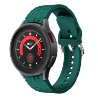 eses Silikonový řemínek strukturovaný pro Samsung Galaxy Watch 4, 5, 6 - Tmavě zelený, 20 mm