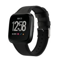 eses Kožený řemínek pro Fitbit Versa - Černý